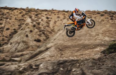 KTM 1390 SUPER ADVENTURE R OT 2026 (6)
