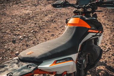 KTM SEAT (1)