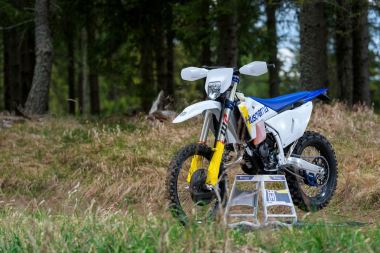 HUSQVARNA TE 125 2027 (8)