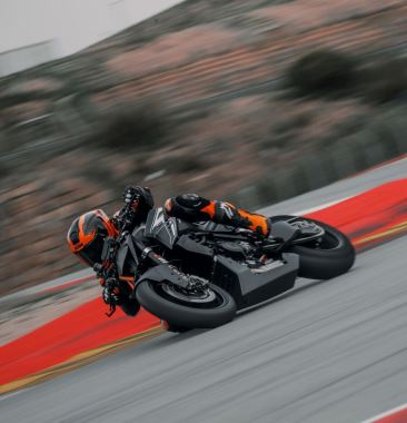 KTM 1390 SUPER DUKE RR TRACK 2026 (26)