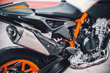 KTM AKRAPOVI#-KIT ''EVOLUTION LINE'' (3)