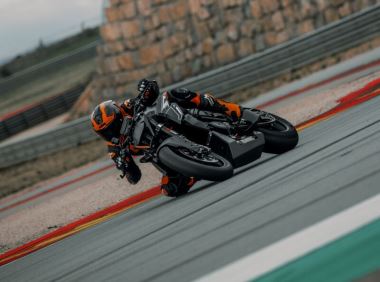 KTM 1390 SUPER DUKE RR TRACK 2026 (30)
