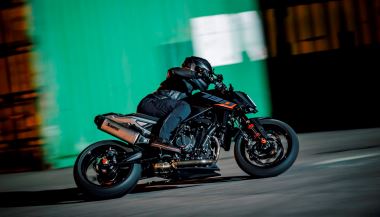 KTM 790 DUKE L BLACK 2027 (20)