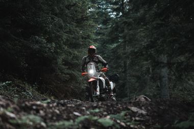 KTM 690 RALLY 2027 (20)