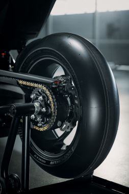 KTM 1390 SUPER DUKE RR TRACK 2026 (75)
