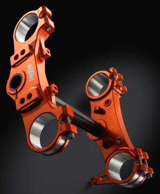 KTM FACTORY TRIPLE CLAMP (1)