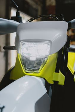 HUSQVARNA 701 SUPERMOTO 2026 (50)
