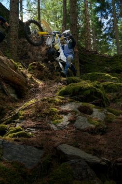 HUSQVARNA FE 450 2027 (8)