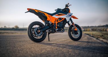 KTM 390 SMC R 2026 (26)