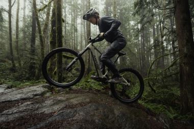 AMFLOW PR CARBON MOSS GREEN 2026 (7)