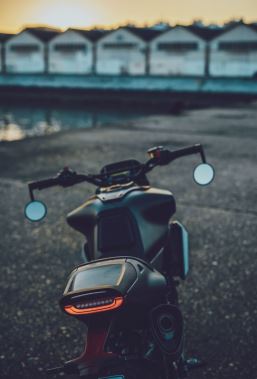 HUSQVARNA SVARTPILEN 801 2024 (15)