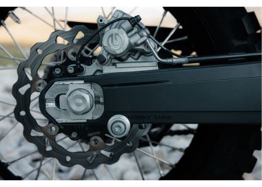 KTM SWINGARM PROTECTION (2)