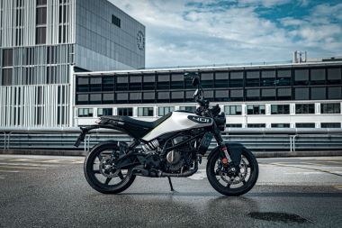 HUSQVARNA VITPILEN 401 2025 (17)