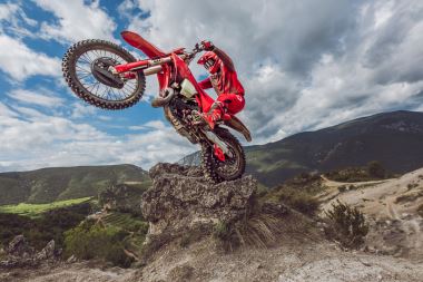 GASGAS EC 300 2027 (10)