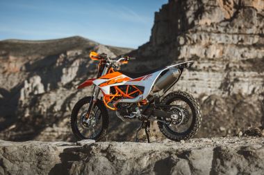 KTM 690 ENDURO R 2027 (20)