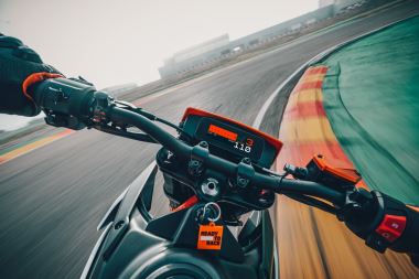KTM 390 SMC R 2026 (14)