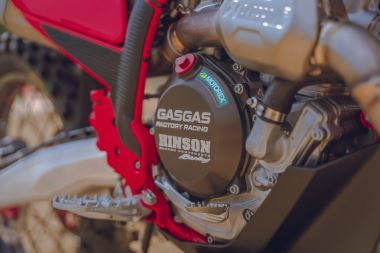 GASGAS OUTER CLUTCH COVER (1)