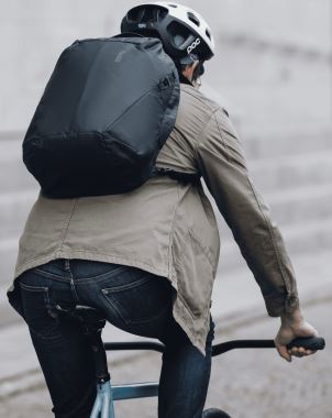 Thule Tact backpack 21L (4)