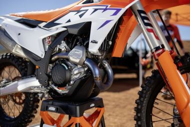 KTM AKRAPOVIC ''EVOLUTION LINE'' (2)