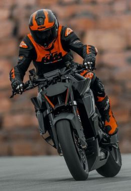 KTM 1390 SUPER DUKE RR TRACK 2026 (22)