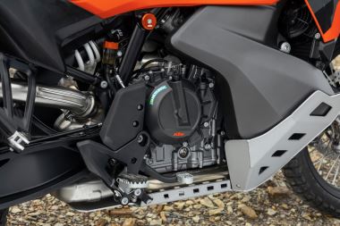KTM 790 ADVENTURE ORANGE 2026 (10)