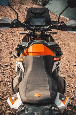 KTM SEAT (2)