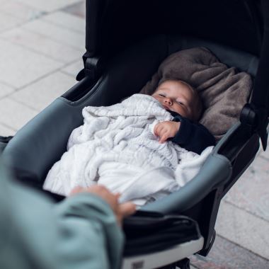 Thule Urban Glide bassinet (4)
