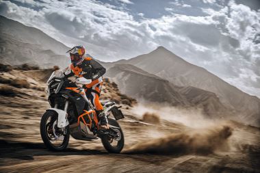 KTM 1390 SUPER ADVENTURE R OT 2026 (13)