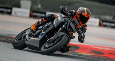 KTM 1390 SUPER DUKE RR TRACK 2026 (21)