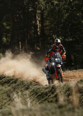 KTM 890 ADVENTURE R RALLY 2026 (15)