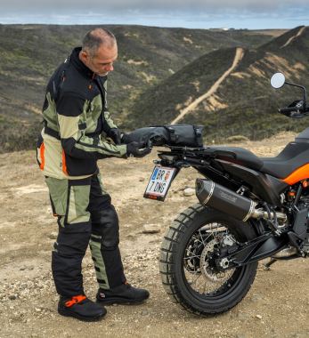 KTM 790 ADVENTURE ORANGE 2026 (16)